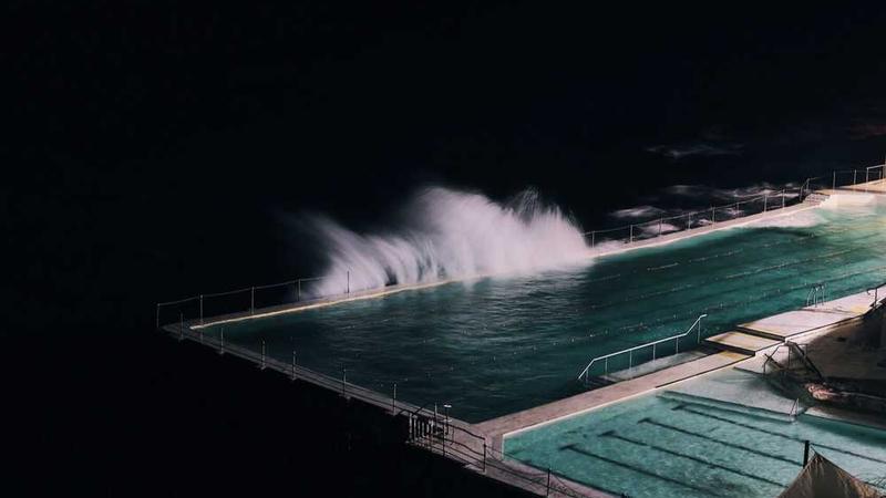 关于朝桐光的专业图片