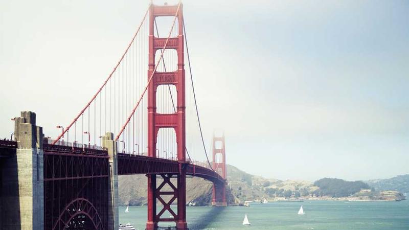 欧洲人物动物交互咬合视频相关的高质量图像