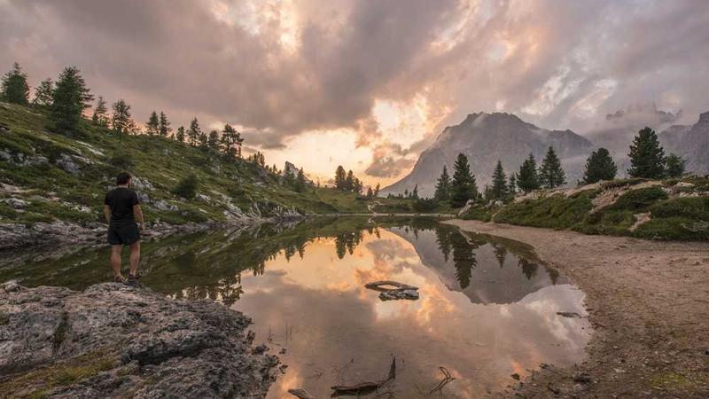 creative主题的精美插图