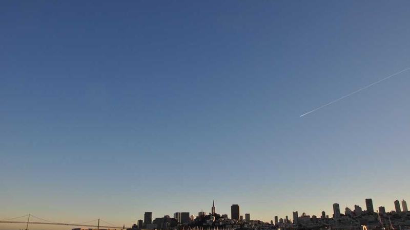 展示technology概念的视觉内容